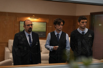 Imagen de Muertos S.L. (T1): Ep.3  - 6